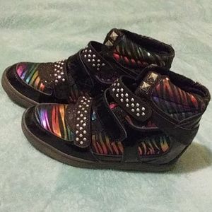 Kids black and rainbow shoes